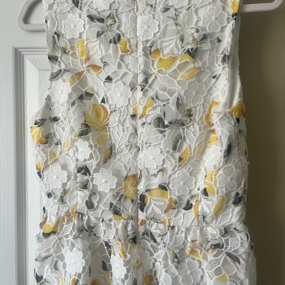 WHBM peplum top, size 2 - Picture 5 of 5